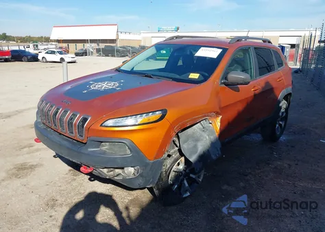2015 Jeep Cherokee Trailhawk z USA, uszkodzony, nr VIN 1C4PJMBS2FW785225